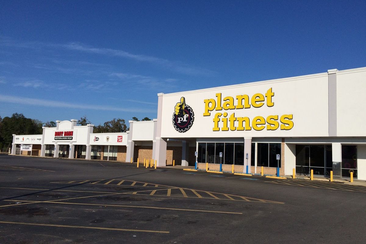 Conroe Plaza